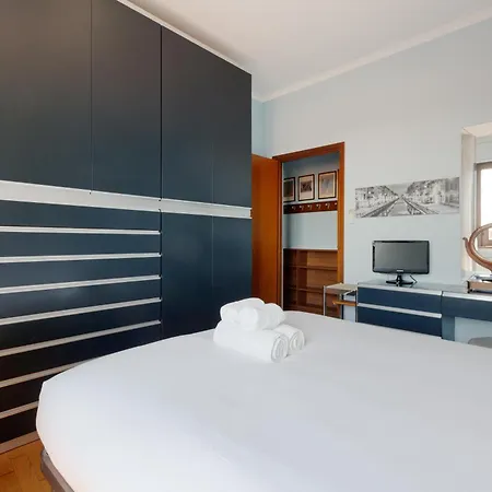 Milano Roomy Apt With All Main Comfort Exterior photo