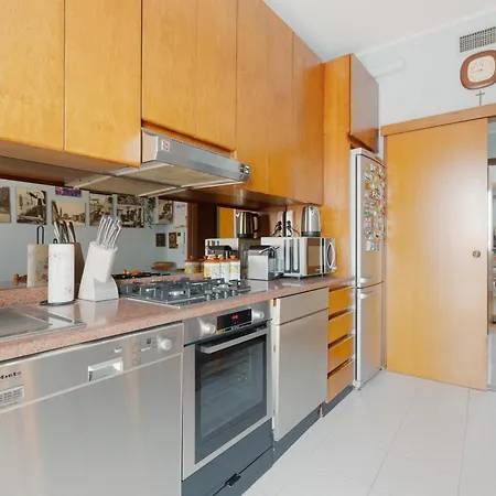 Milano Roomy Apt With All Main Comfort Exterior photo